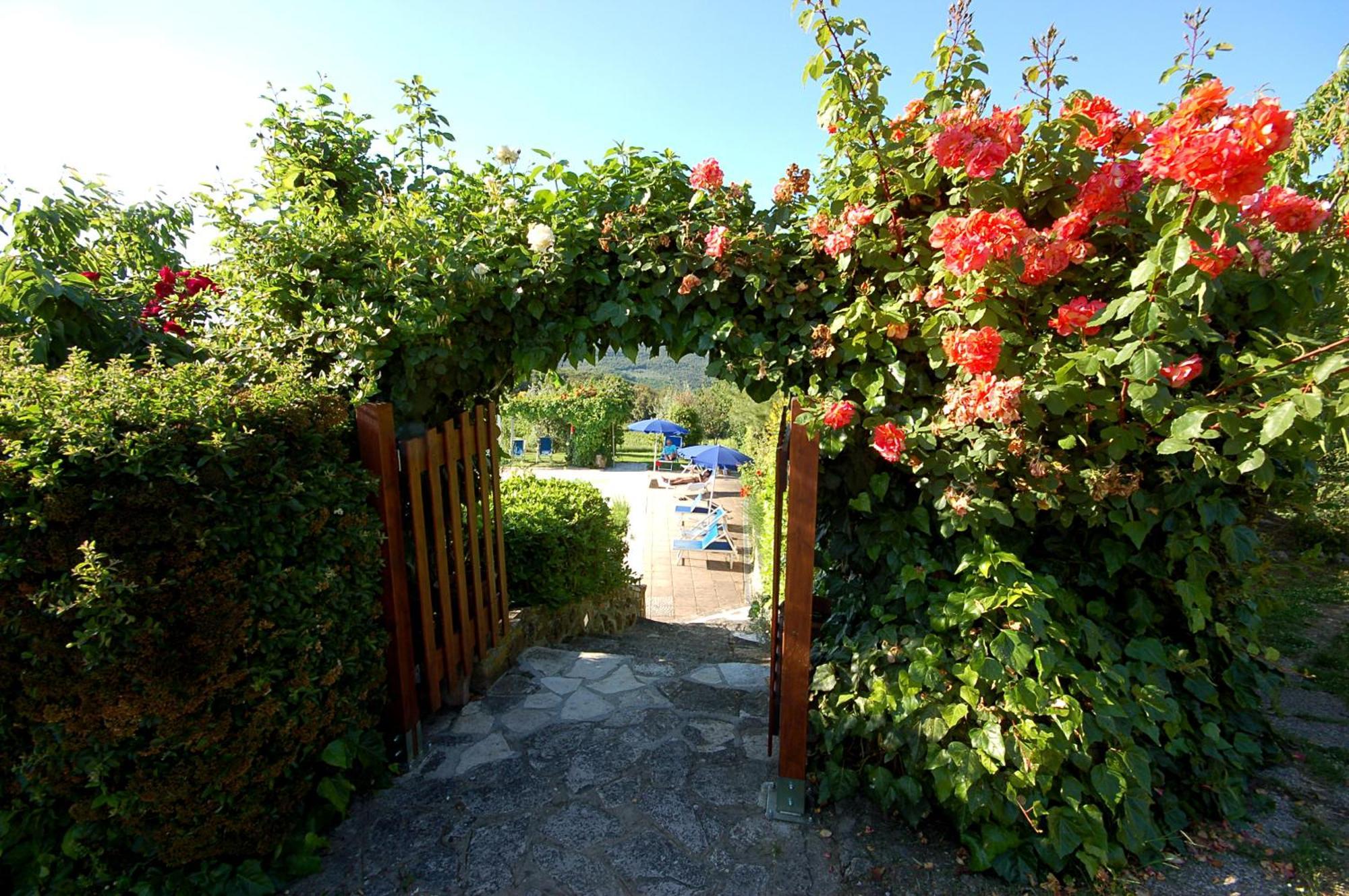 Antico Borgo Il Cardino Bed & Breakfast Сан Джиминяно Екстериор снимка