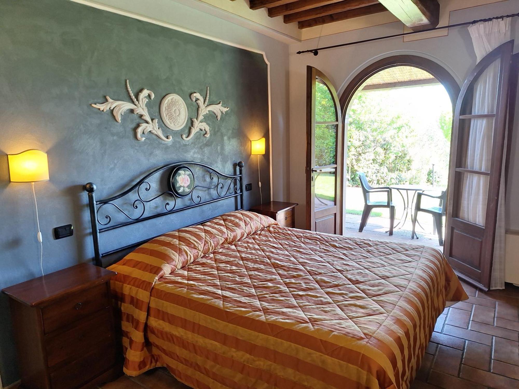 Antico Borgo Il Cardino Bed & Breakfast Сан Джиминяно Екстериор снимка
